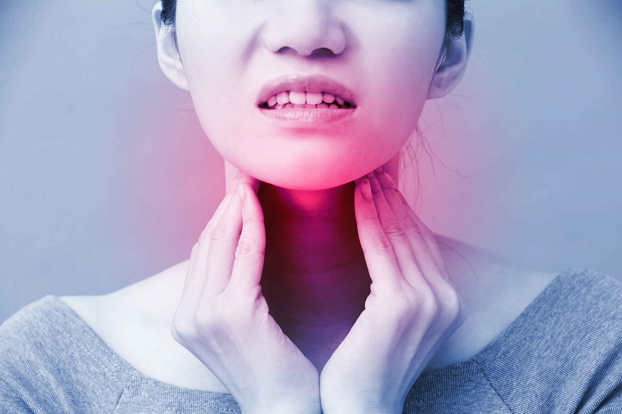 dấu hiệu ung thư vòm họng ở phụ nữ