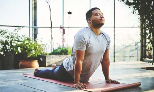 Yoga là một trong những bộ môn giúp cải thiện chức năng của dương vật 